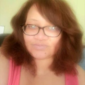 Meet your Posher, Yolanda